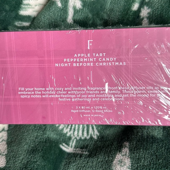 Folkessence Christmas Magic - 3 reed diffusers. Holiday scents for your home. - Picture 2 of 3